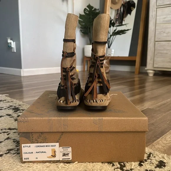 NEW! Free People Coronado Mocc Lace Up Buckle Moccasin Boots size 8 - Picture 5 of 8